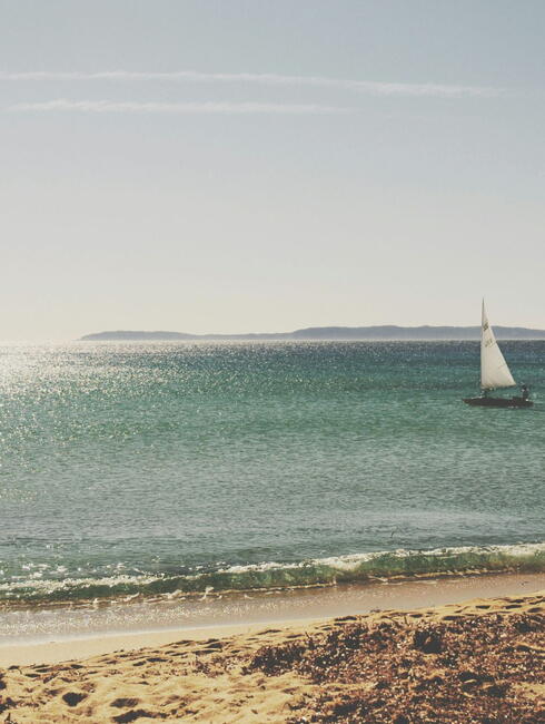 beaux villages autour de toulon le lavandou