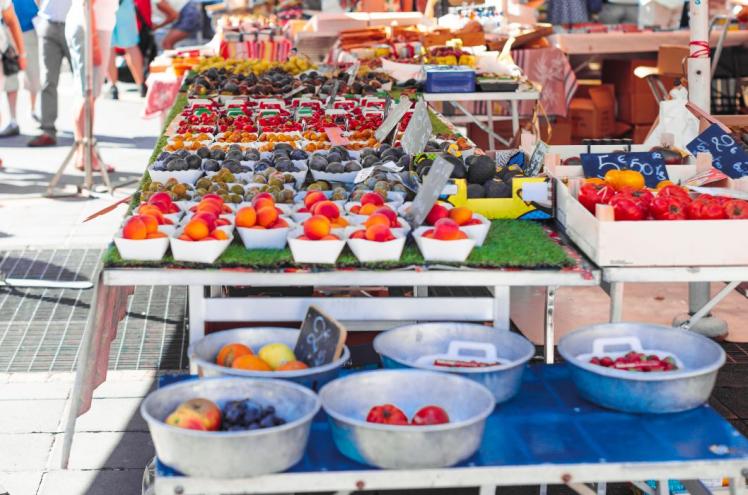 Visiter le Cours Saleya avec vos Chèques-Vacances