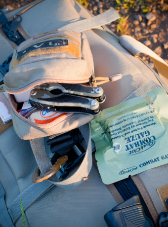 liste materiel randonnee journee trousse secours